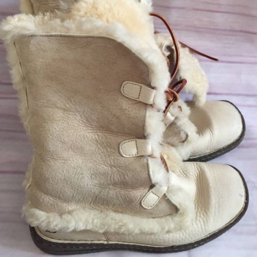 Born Furry Fuzzy Winter Boots